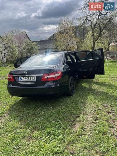 Mercedes-Benz E-Class 2012