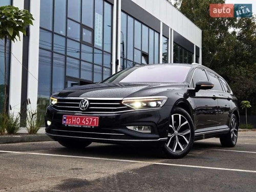 Volkswagen Passat 2021