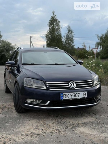 Volkswagen Passat 2011