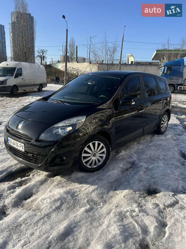 Renault Grand Scenic 2010