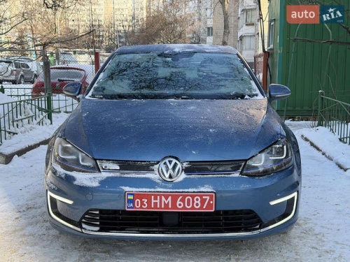 Volkswagen e-Golf 2015