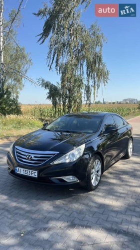 Hyundai Sonata 2012
