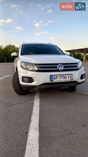 Volkswagen Tiguan 2015