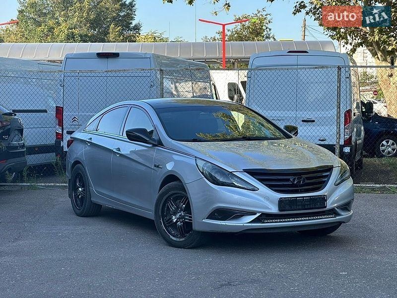 Hyundai Sonata 2012