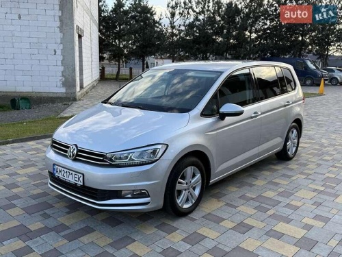 Volkswagen Touran 2016