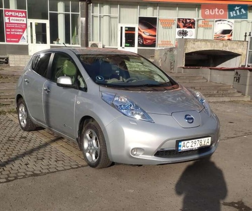 Nissan Leaf 2011