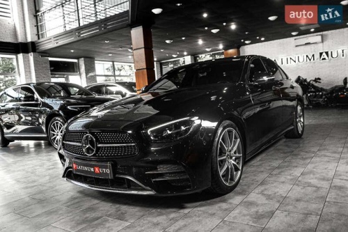 Mercedes-Benz E-Class 2022