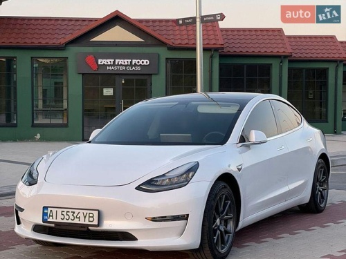 Tesla Model 3 2019
