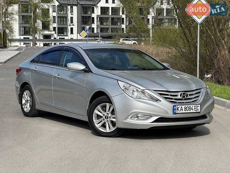 Hyundai Sonata 2010