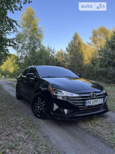 Hyundai Elantra 2020
