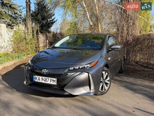 Toyota Prius 2018