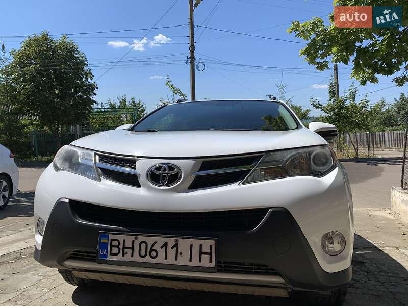 Toyota RAV4 2015