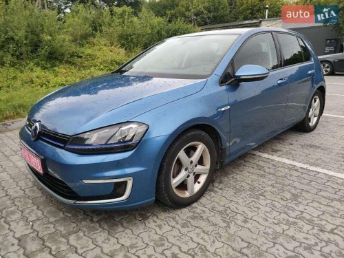 Volkswagen e-Golf 2015