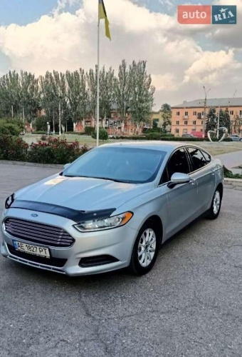 Ford Fusion 2016