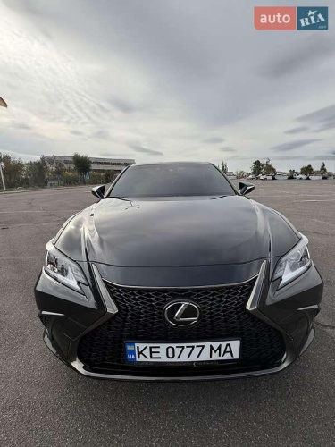 Lexus ES 2023