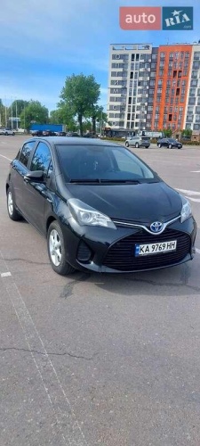 Toyota Yaris 2015