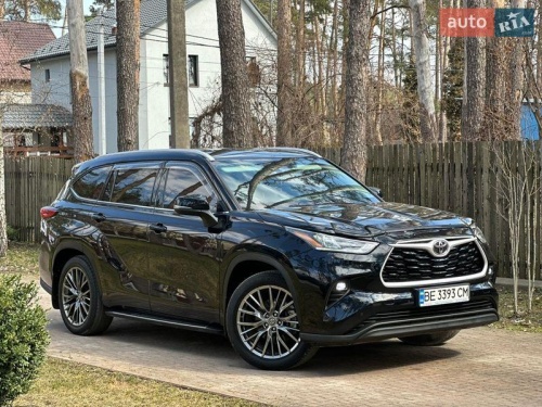Toyota Highlander 2020