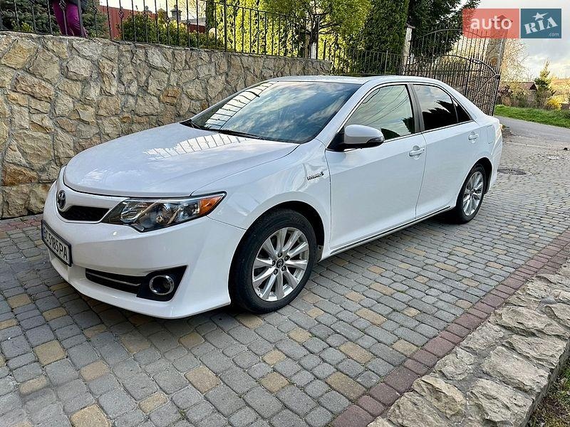 Toyota Camry 2012