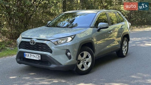 Toyota RAV4 2021