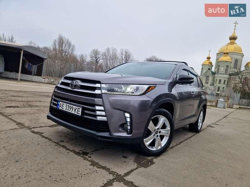 Toyota Highlander 2017