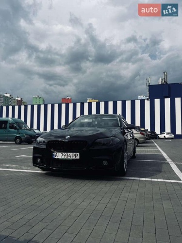 BMW 5 Series 2012