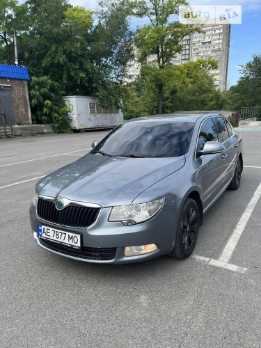 Skoda Superb 2012