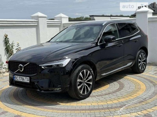 Volvo XC60 2022