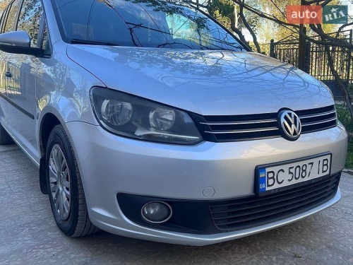 Volkswagen Touran 2013