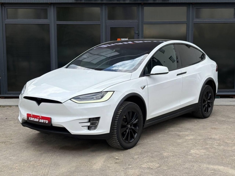 Tesla Model X 2016