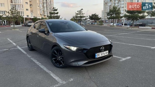 Mazda 3 2019