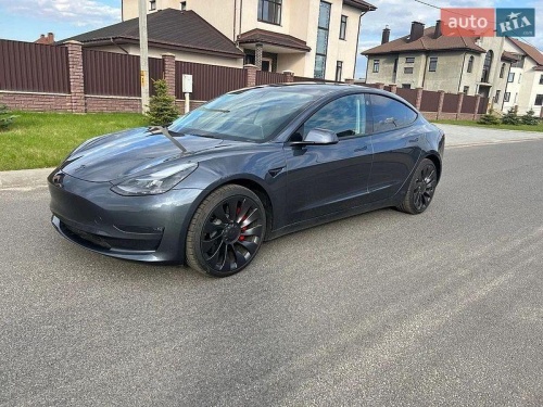 Tesla Model 3 2022