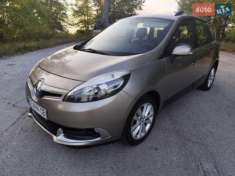Renault Grand Scenic 2012