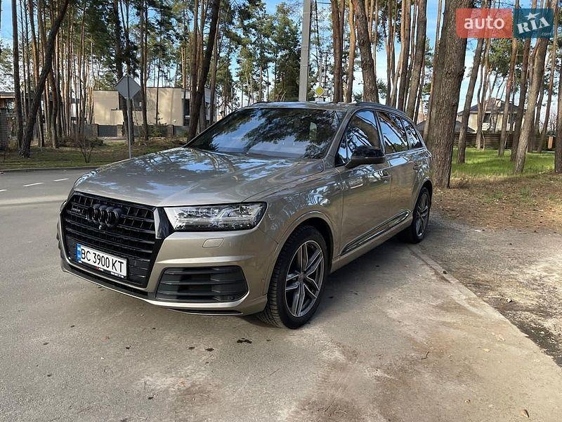 Audi Q7 2015