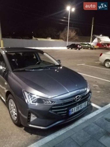 Hyundai Elantra 2019