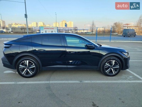 Peugeot 408 2023