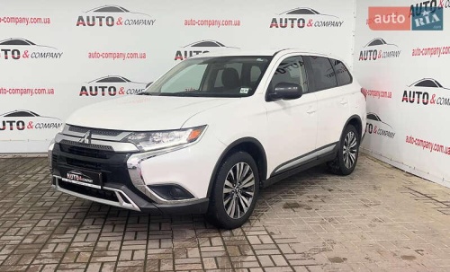 Mitsubishi Outlander 2020