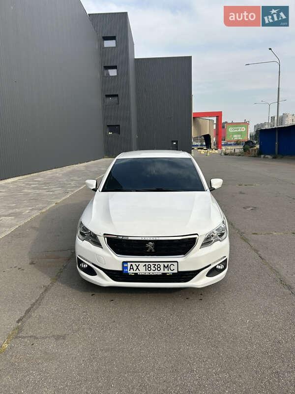 Peugeot 301 2019