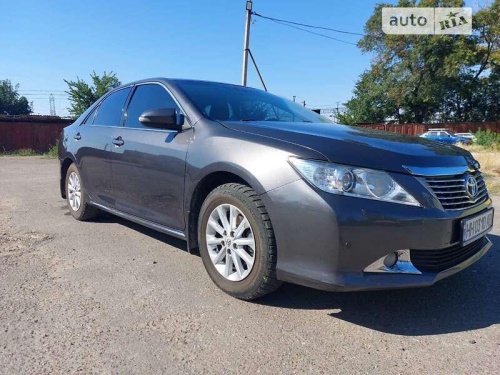 Toyota Camry 2012