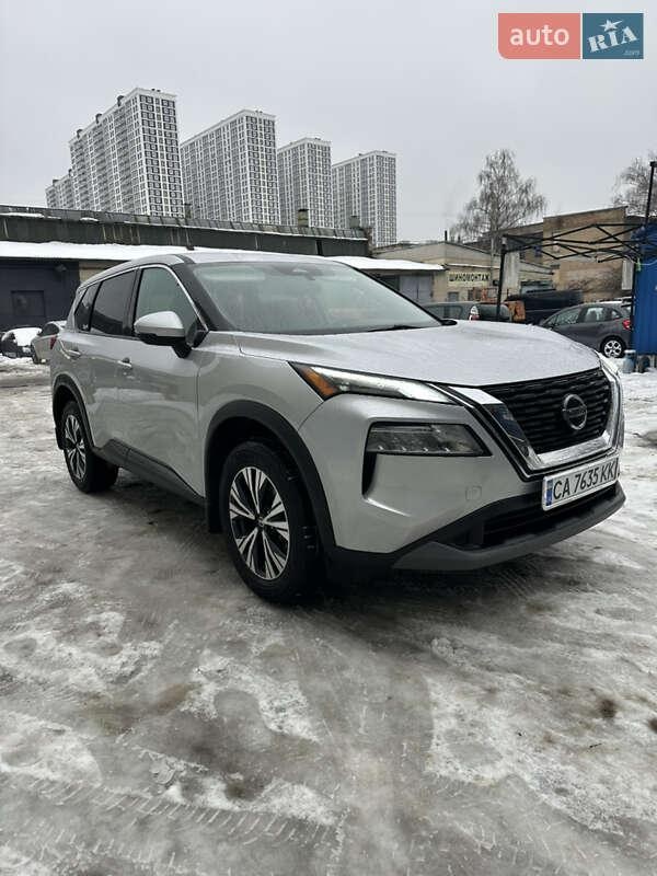 Nissan Rogue 2021