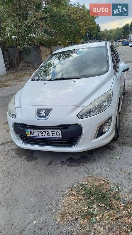 Peugeot 308 2011