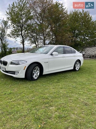 BMW 5 Series 2011