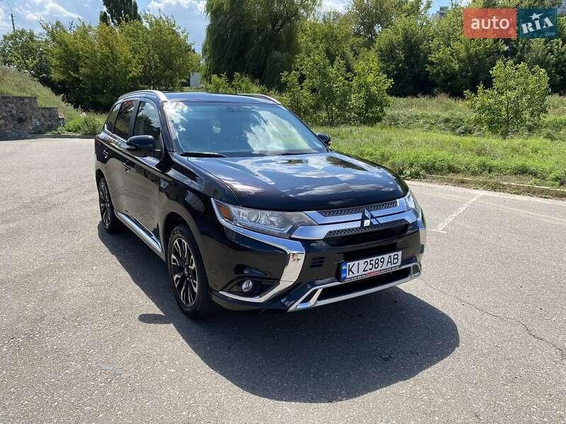Mitsubishi Outlander 2018