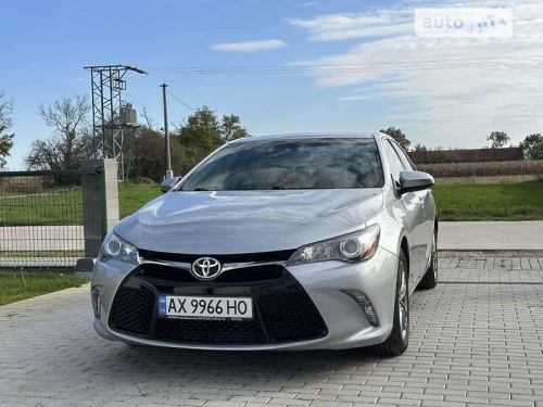 Toyota Camry 2015