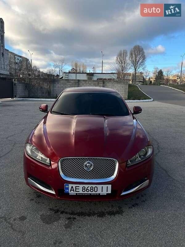 Jaguar XF 2013