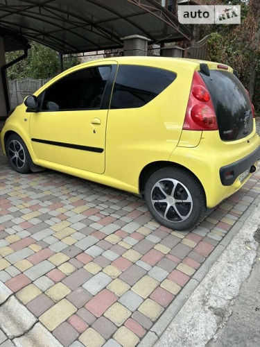 Peugeot 107 2011