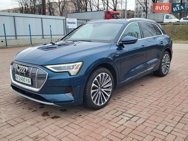 Audi e-tron 2019
