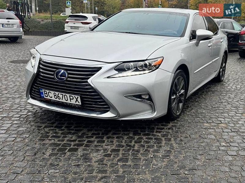 Lexus ES 2013