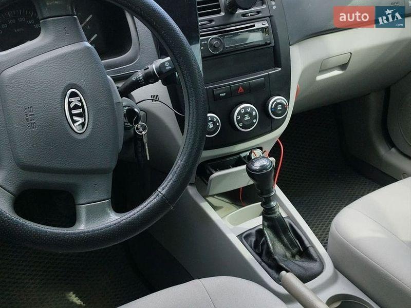 Kia Cerato 2008