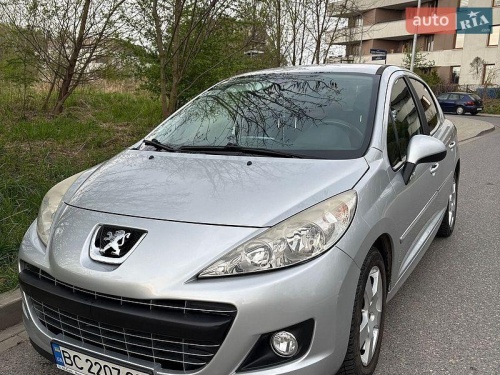 Peugeot 207 2012