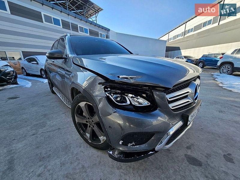 Mercedes-Benz GLC-Class 2017
